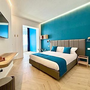 Double or Twin Room Private Bathroom